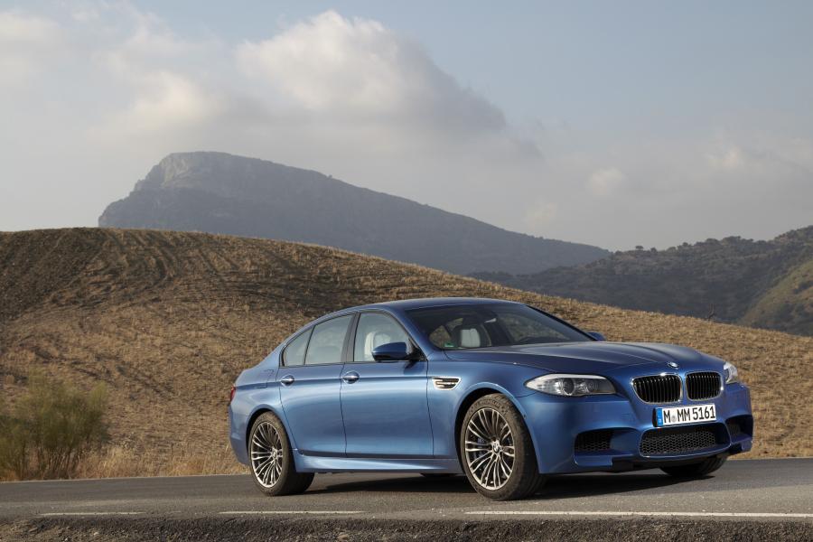  BMW M5 2011 года  (фото 85 из 344)